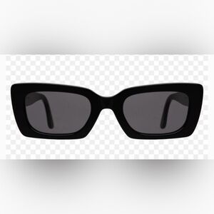 Illesteva Wilson Sunglasses Black Rectangle Acetate Frame